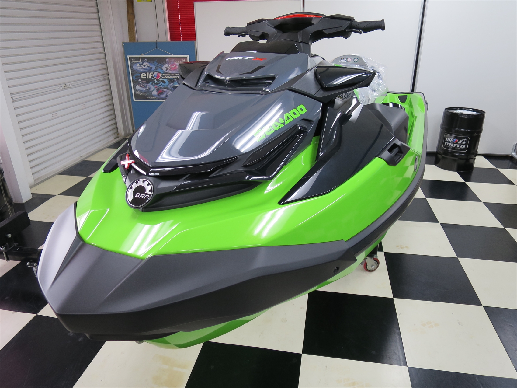 シードゥー SEADOO RXT300 系 フロント トリム 目 左右 - その他